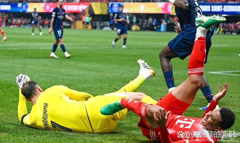 巴黎惊险晋级！遭遇17脚狂轰+补时险被扳平，大将怒批队友松懈