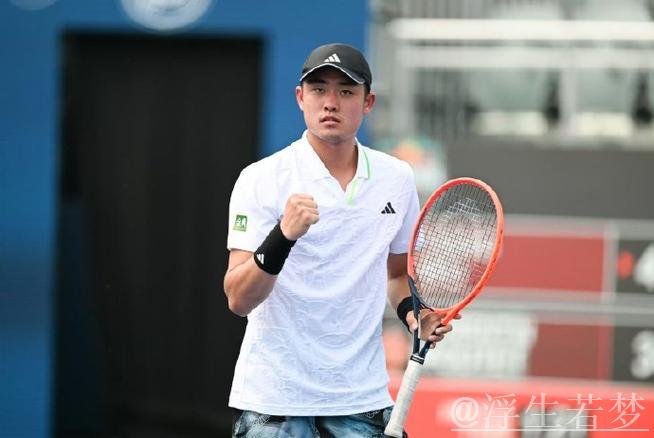 梅德韦杰夫击败吴易昺 梅德韦杰夫击败吴易昺