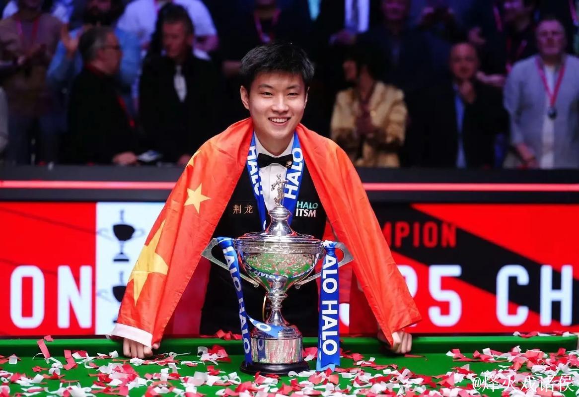 赵心童6-1战胜斯佳辉 晋级斯诺克国锦赛八强 赵心童6-1战胜斯佳辉 晋级斯诺克国锦赛八强