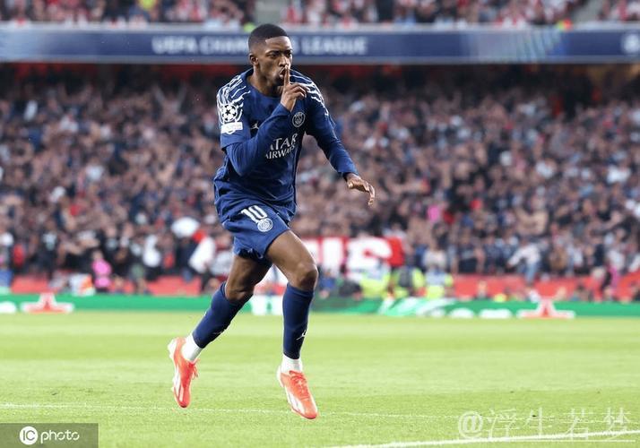 巴黎客场击败阿森纳,登贝莱贡献关键进球 巴黎客场击败阿森纳,登贝莱贡献关键进球